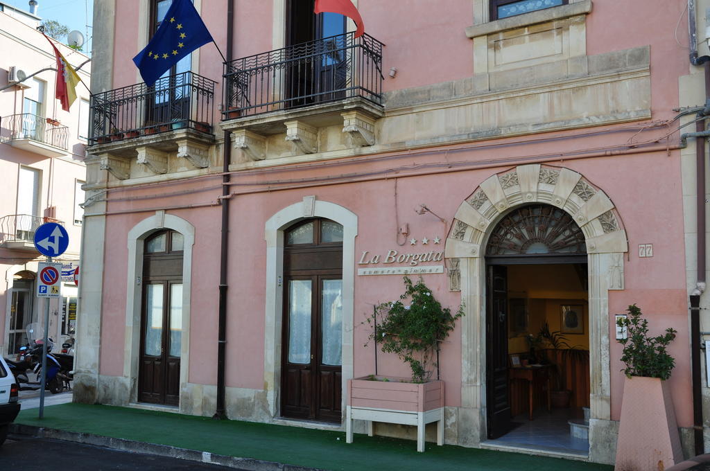 La Borgata Rooms